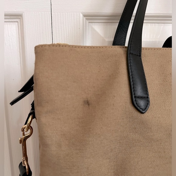 Cuyana Triple Zip Canvas Weekender - Picture 5 of 6